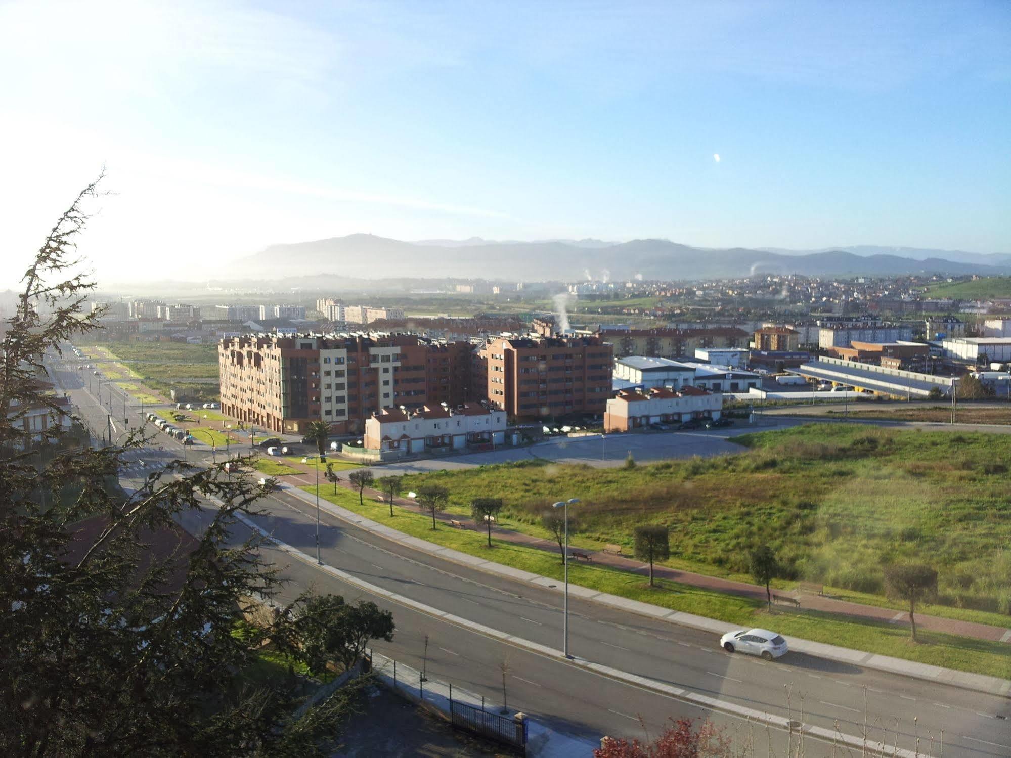 Hotel San Millán Santander Buitenkant foto